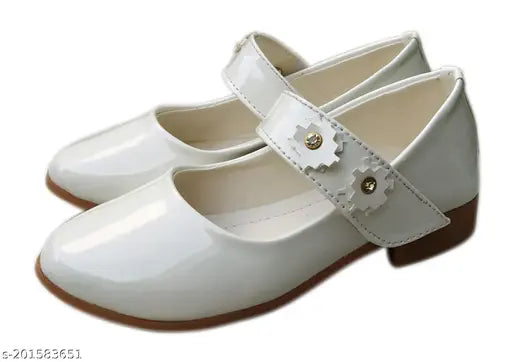 White patent leather ballerina flats for girls partywear, featuring woven design and velcro fastening. Size: 18-24 Months to 10-11 years (India)