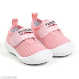 Baby pink canvas shoes with anti-slip soles and velcro closures, suitable for casual wear or music classes, for toddlers aged between 3 months and 3 years