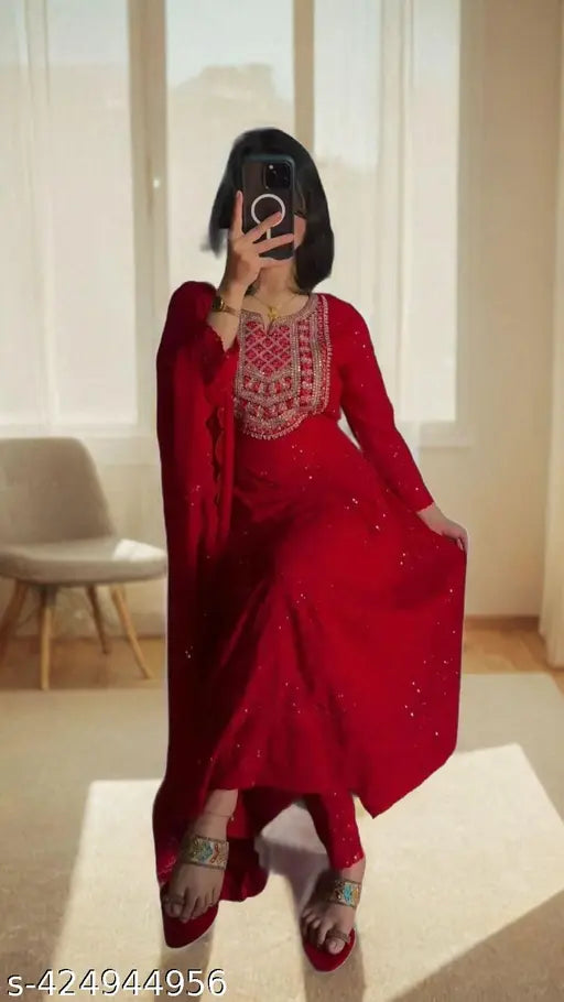 Heavy Georgette evening gown, embroidered net three-quarter sleeves, India-made, XL (Bust 40in, Length 44in, Waist 40in, Hip 40in, Shoulder 10in)