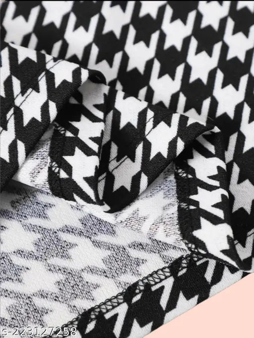 Mini print skirt, casual style, polyester blend material, 17 inches length