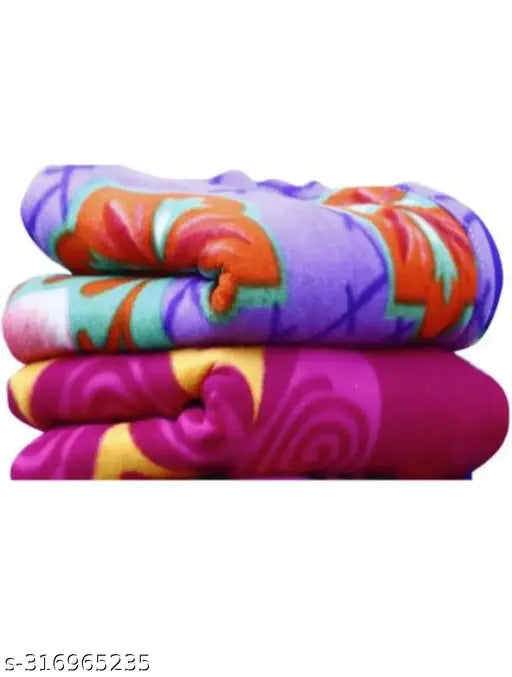 Fashionable fleece net baby blanket, lightweight and durable for year-round use, free size (86in x 56in), made in India