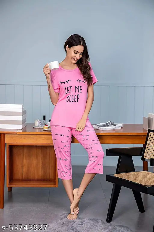 Pink women's cotton printed capri pyjama pants