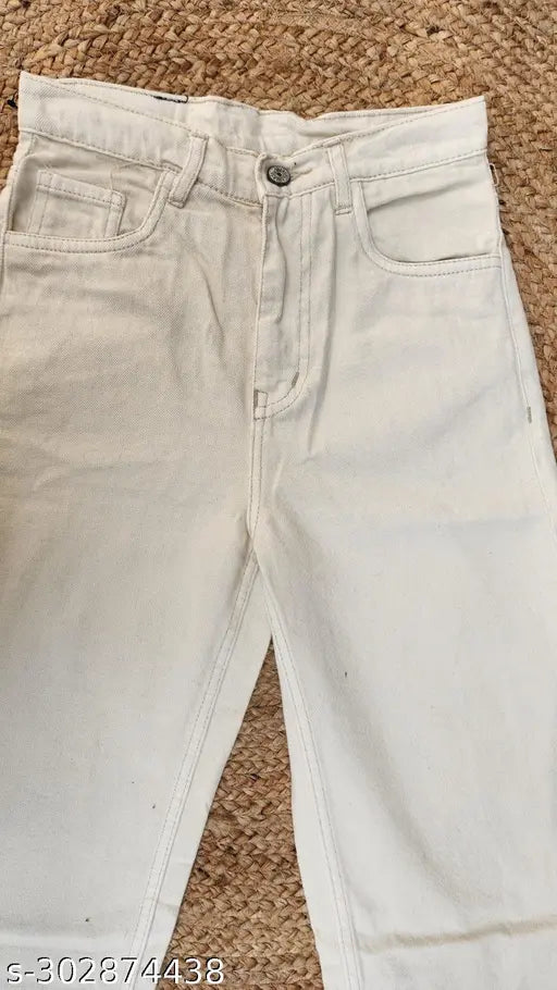 Beige wide-leg high-waist skinny jeans, one size larger than usual