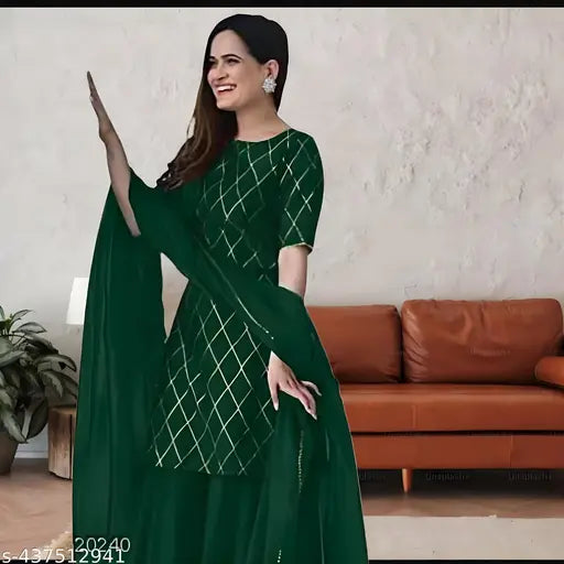 Women's green chiffon saree with dupatta, embellished embroidery