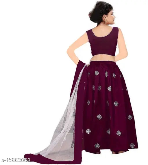 Red satin BUTTI lehenga-dupatta set, embroidered with net sleeves, for children aged 3-4 years