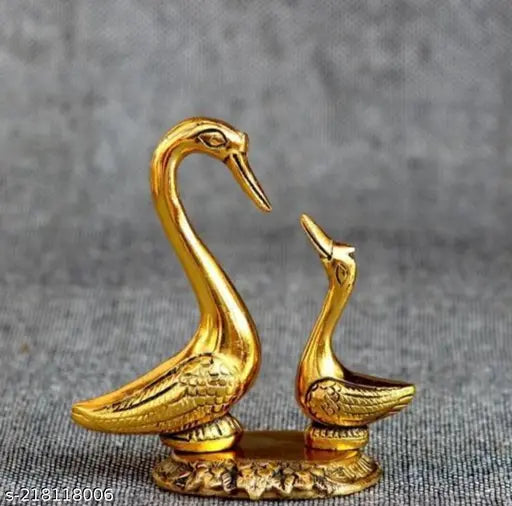 Metal swan pair showpiece for home decor, Indian-made idol with a length of 13 ft, height of 14 ft, and breadth of 10 ft