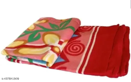 Geometric-patterned fleece blanket, soft & cozy for mild winter or AC use, 210 thread count, 86x86 inches