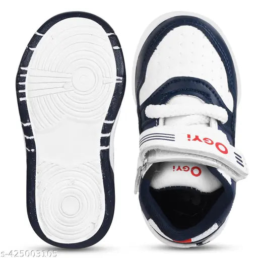 White synthetic kids' sports sneakers, lightweight & flexible for daily running and walking, breathable mesh material