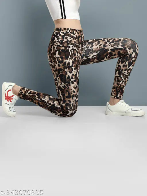 Striped modal yoga track pant for gym & yoga classes, comfortable material, 4-way stretchable, striped design, size 24/26/28/30/32/34/36/38/40/42/44. Made in India