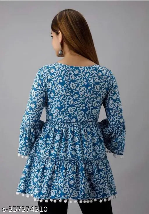 Blue viscose rayon three-quarter sleeve printed winter topper, country of origin: India