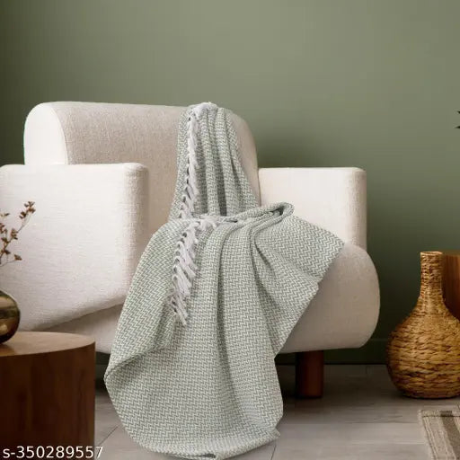 Green and white chevron pattern cotton throw blanket