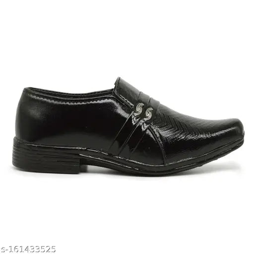 Black patent leather casual dress shoes, 2 velcro closures