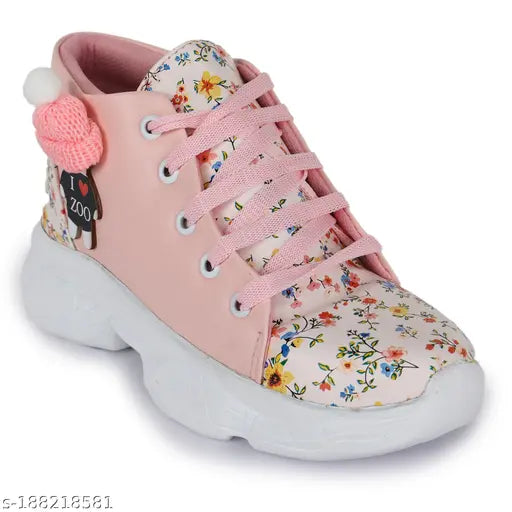 Stylish synthetic leather kids' casual sports shoes, trendy TPR pattern in various sizes for young athletes aged 1 to 10 years, made in India