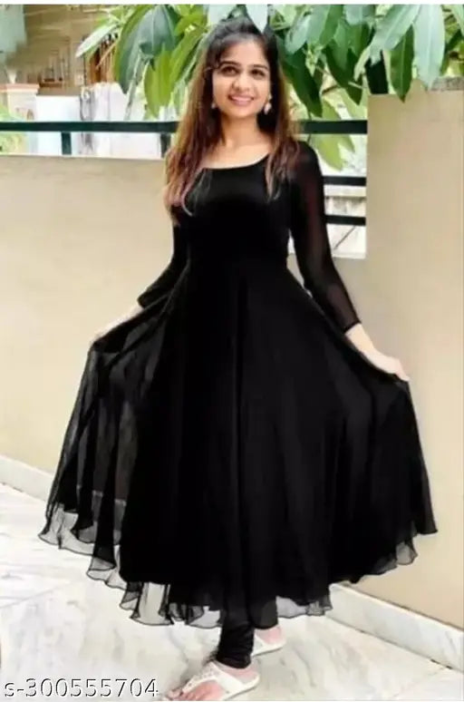 Luxurious georgette Solid combo party gown and kurtis for woman, three-quarter sleeves. Size S (36in bust, 56in length) - XXL (44in bust, 56in length). Indian handcrafted formal wear