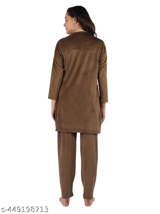 Duchess Women's supersoft velvet printed nightsuit for winter wear, luxurious Indian-made velvet pyjamas with three-quarter sleeves and trendy prints