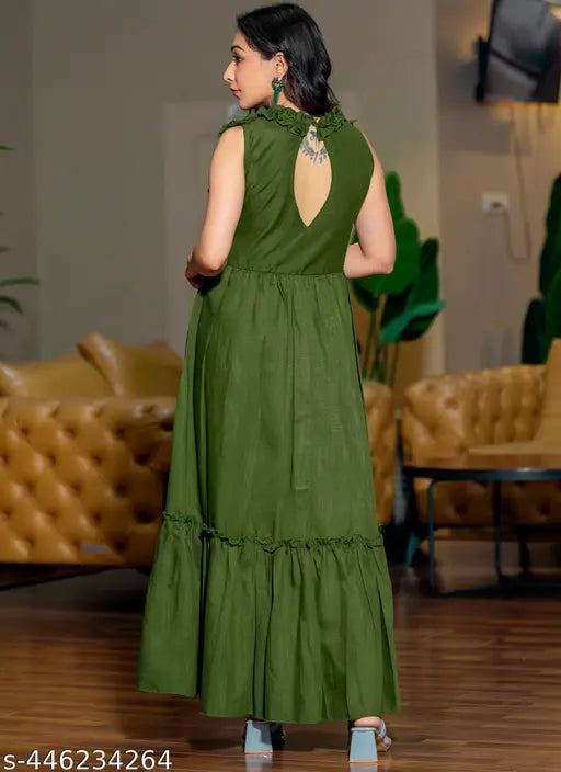 Silk sleeveless premium trendy designer gown for women and girls, elegant solid net dress on mannequin