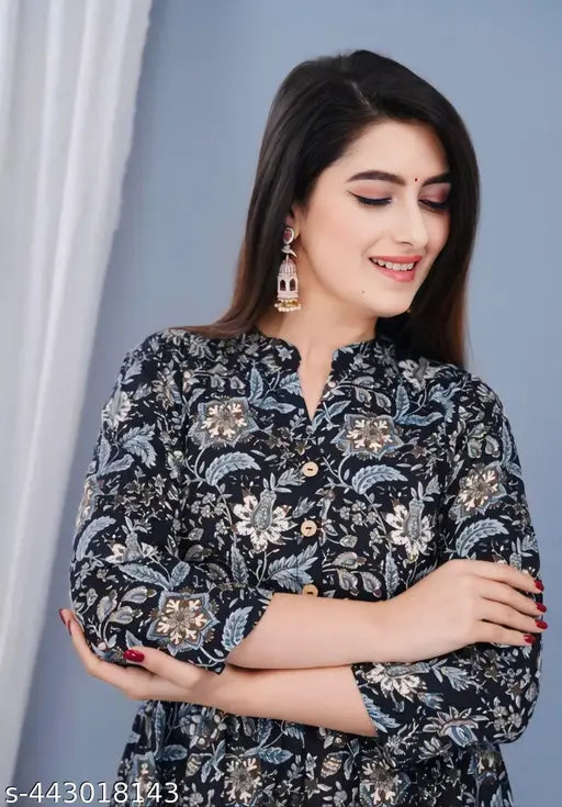 Blue printed rayon flared and sleeveless kurti for women, three-quarter sleeves