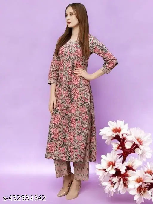 Stylish cotton blend top & bottom set, short-sleeved outfit for women, India-made casual wear