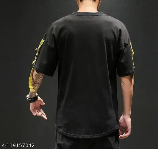 Mens slim fit cotton half sleeves round neck t-shirt, solid design in size L (40 in chest) or XL (42 in chest), stylish apparel for men