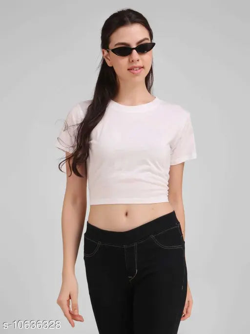 Cotton short-sleeved solid-color women's t-shirt from India - Fancy fashionable apparel