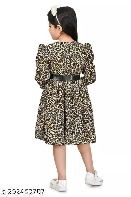 Girls' multi-colored dress with tiger print in flared style, suitable for summer and events up to age 9