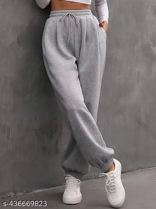 Cotton women's joggers, comfortable fit, suitable for exercise or casual wear