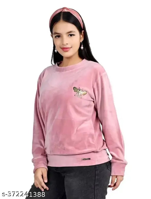 Woolen sweatshirt for girls, long sleeves, solid pattern, daily wear, India