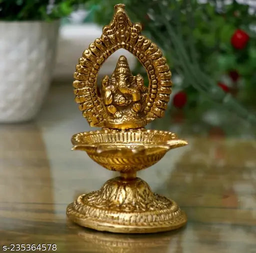Metal Ganesh hath diya for home, temple, office decoration and gifting, size 10x10x10cm