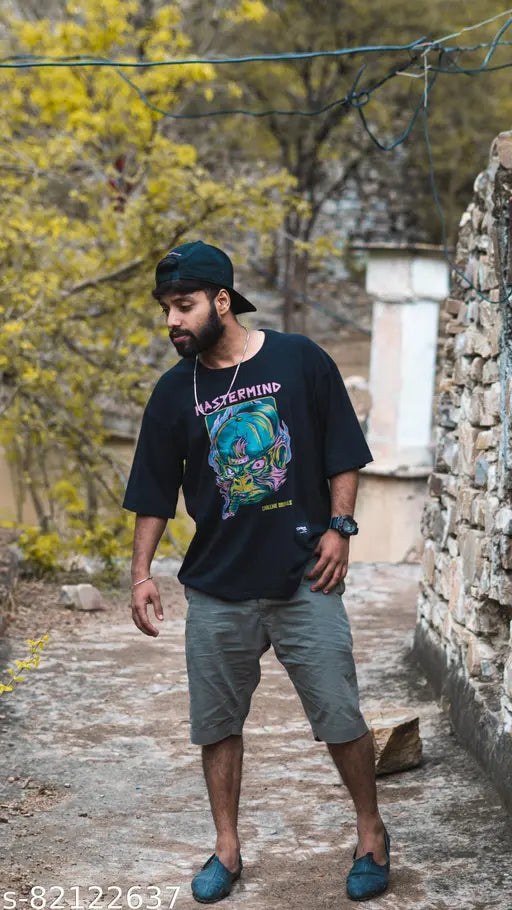 Oversized printed cotton t-shirt, three-quarter sleeves, vibrant design from India