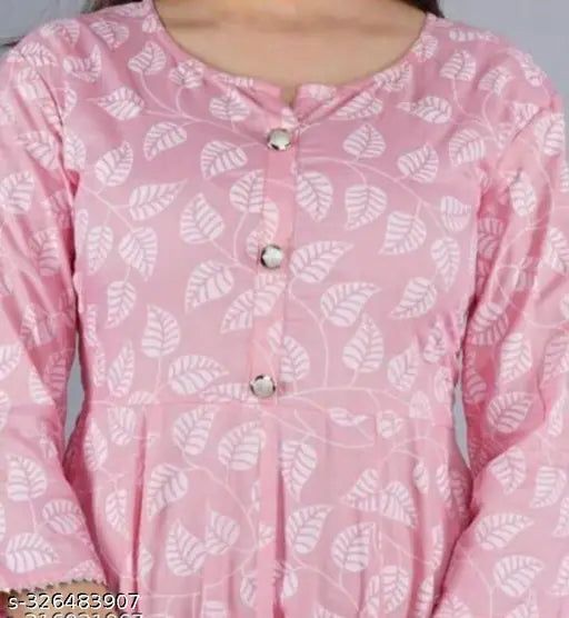 Rayon three-quarter sleeve printed kurtis by Saawariya Enterprise, pink and white combo, S/M/L sizes available