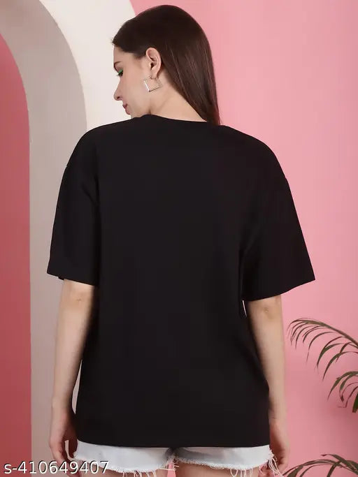 Black casual t-shirt, printed design, short sleeves