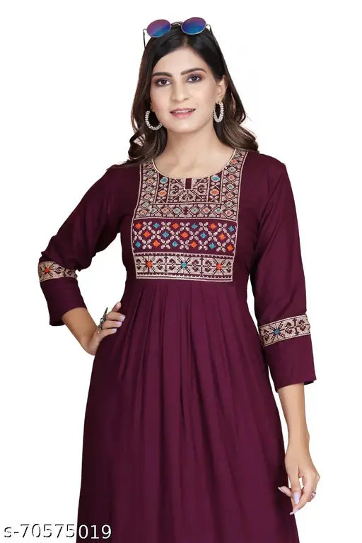 Maroon embroidered kurta for women