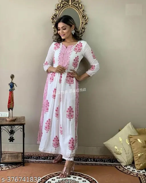 Printed Rayon Women's Kurta Set with Pants, 3/4 sleeves, contemporary design, beautiful Indian print work