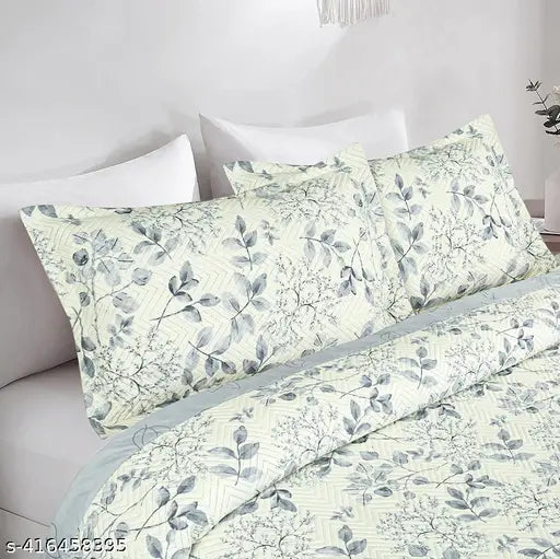 Luxurious floral-printed cotton reversible king comforter & 2 pillowcases - HazyDecor tropical style bedding for AC rooms