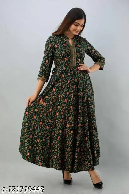 Rayon three-quarter sleeve printed combo gown, Indian-origin long and flared kurti