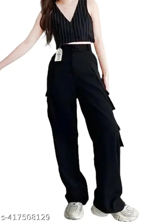 Black high-waist cargo pants with 5 pockets