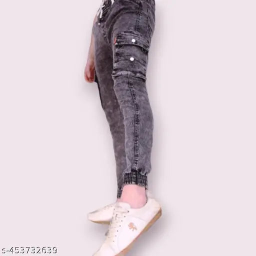 Denim cargo pants with six pockets, cuffed ankles