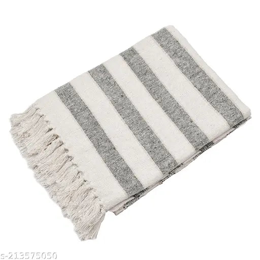 Breathable soft cotton throw, 100% cotton, striped design, multipurpose, suitable for sofa, bed, couch (150cm x 125cm / 60 x 50 inch), with tassels and compact size