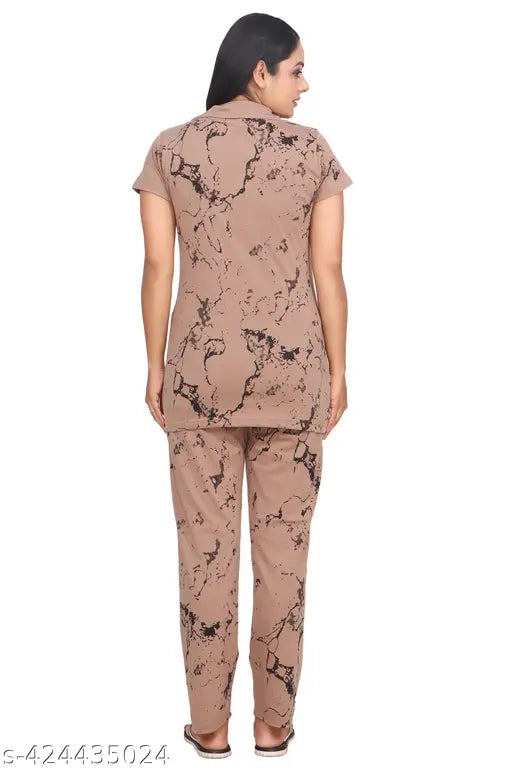 Cotton blend printed nightshirt with collared neck and short sleeves, perfect for women's summer relaxation