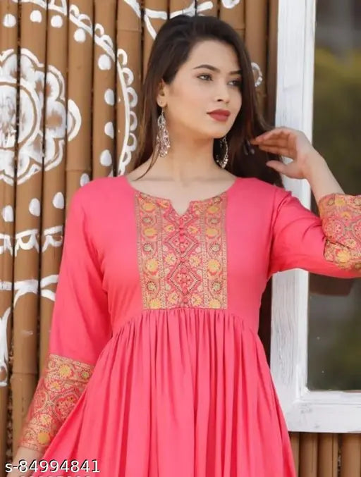 Rayon three-quarter sleeve printed kurti from Jaipur, India. Available in L (bust 40in) and XXL (bust 44in)