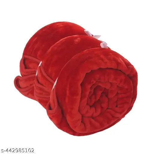 Red Wool polycotton double bed comforter, floral pattern, ideal for heavy winter, thandi ka kambal" (108 characters)
