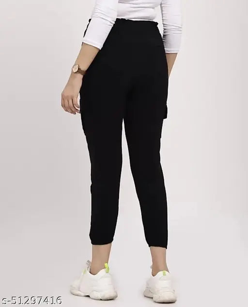 Black stretchy jogger for girls, elasticated waist size fits from 28 to 32, perfect for running