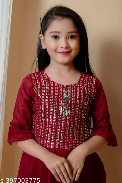 Chiffon kurti pyjama set with dupatta for girls, self-designed Indian fashion in three-quarter sleeves