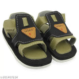 Black and green children's sandals with sound functionality for infants aged 0-6 months