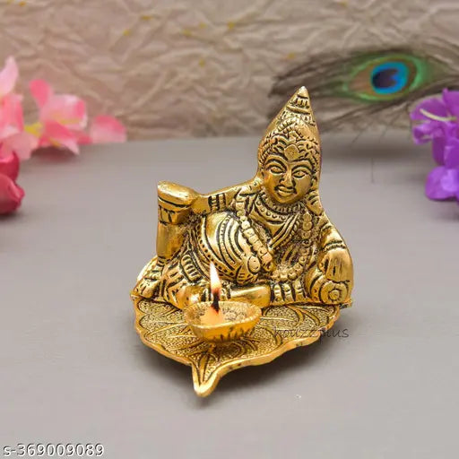 Metal Kubera Deepam oil lamp for financial growth, Lakshmi Kubera Pooja decorative item (14cm x 7cm x 10cm)