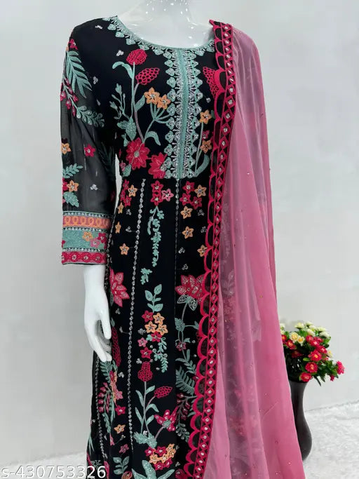 New Georgette embroidered net party gown set from Pakistan, suitable for formal events and work wear. Three-quarter sleeves. Available in M, XL, Free Size