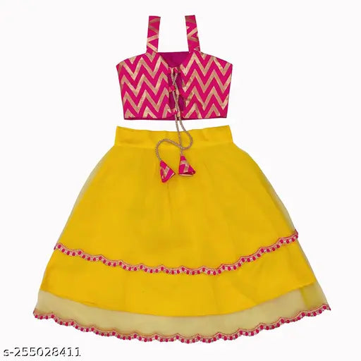 Modern satin-sleeved net lehenga for kids, embroidered lace border. Satin lace dupatta and jaquard choli included. High-quality Indian-made children's party wear set
