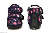 Cotton and PVC Im Baby musical shoes, printed design with velcro fastening, promoting child development and comfort