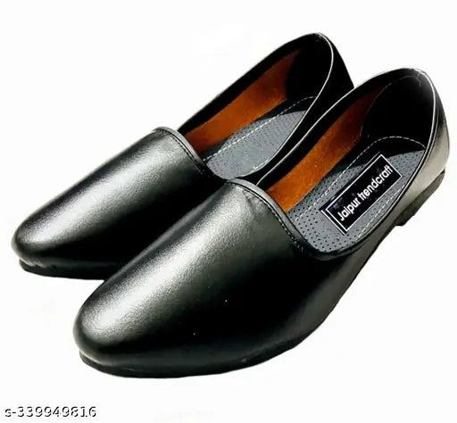 Synthetic slip-on Muddi Jalsa Jutie in black, men's outdoor/party footwear with ethnic look, comfortable artificial leather inner