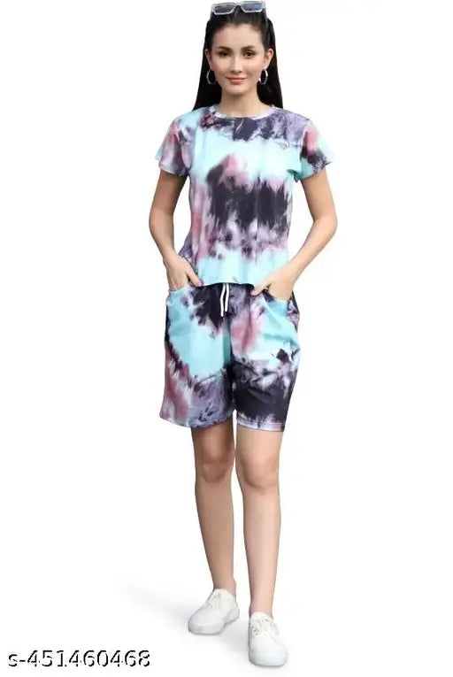 Polycotton women's nightdress set, includes T-shirt & shorts, lightweight, breathable, and comfortable for daily wear